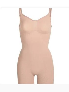 Shapewear Nude Bodysuit with Adjustable Straps - Size Medium